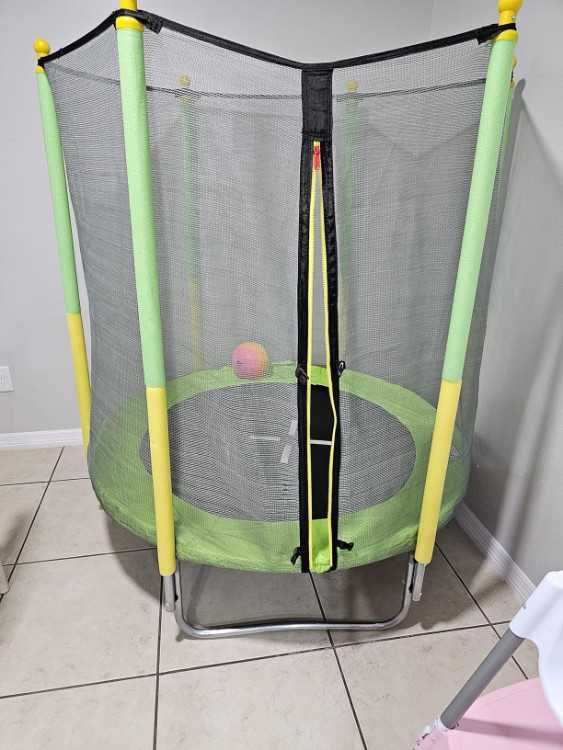 TRAMPOLINE 2,42m