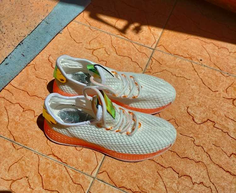 Vêtements et chaussures