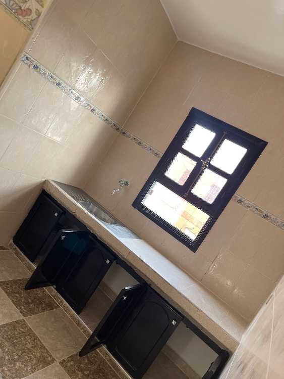 Apparemment à vendre