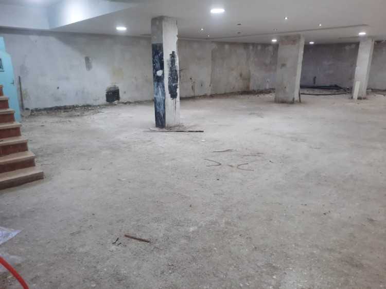 Local commerciale a vendre
