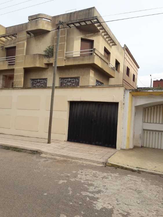 Villa avec piscine (à 5min de mehdia)