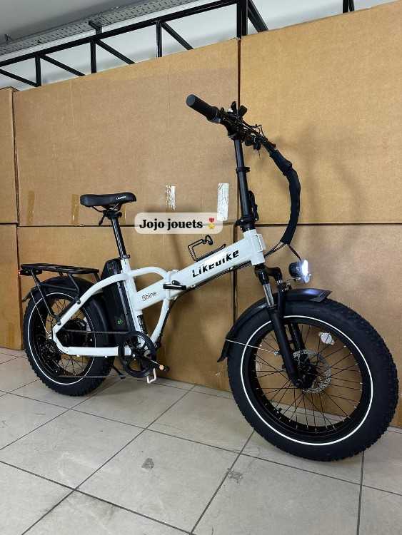 Capot sandero 2024