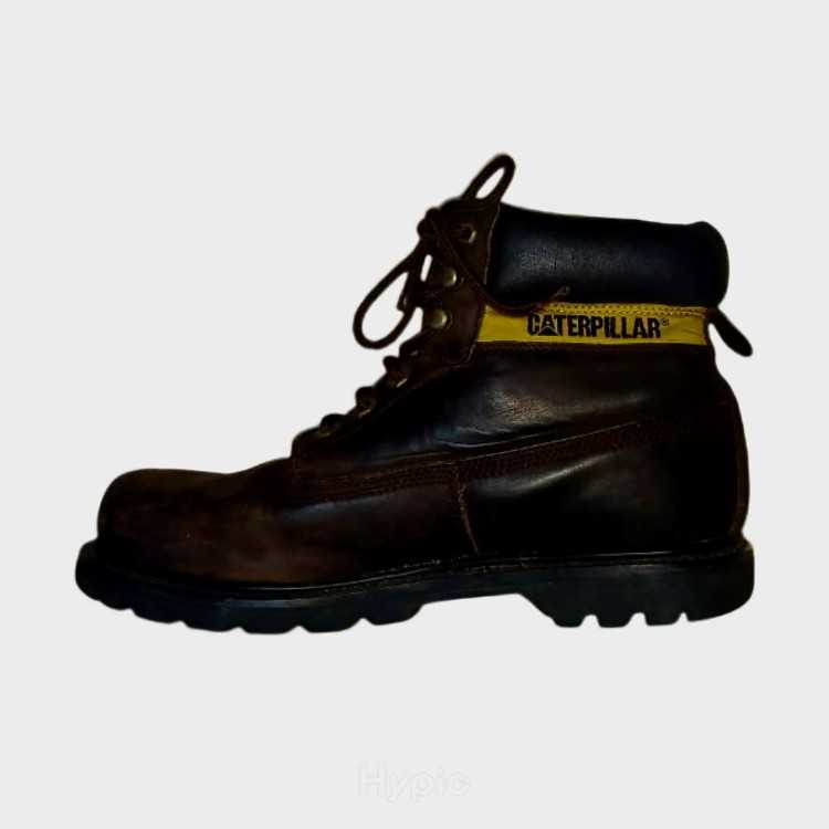 Chaussures originales Caterpillar pour homme.