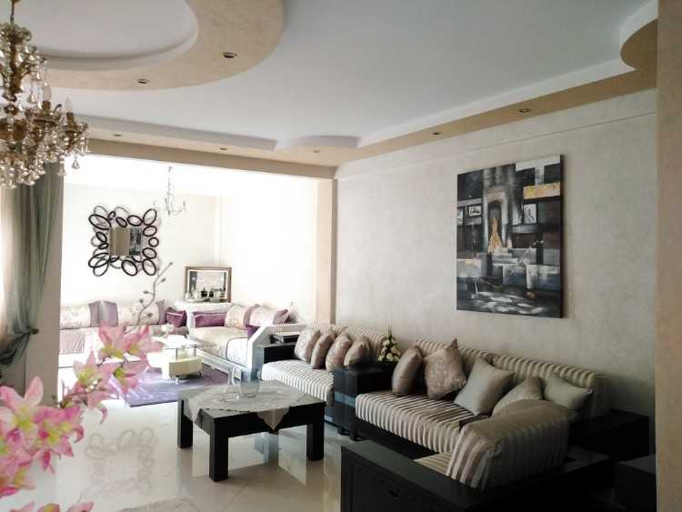Maison à 3 niveaux à Sidi Maarouf