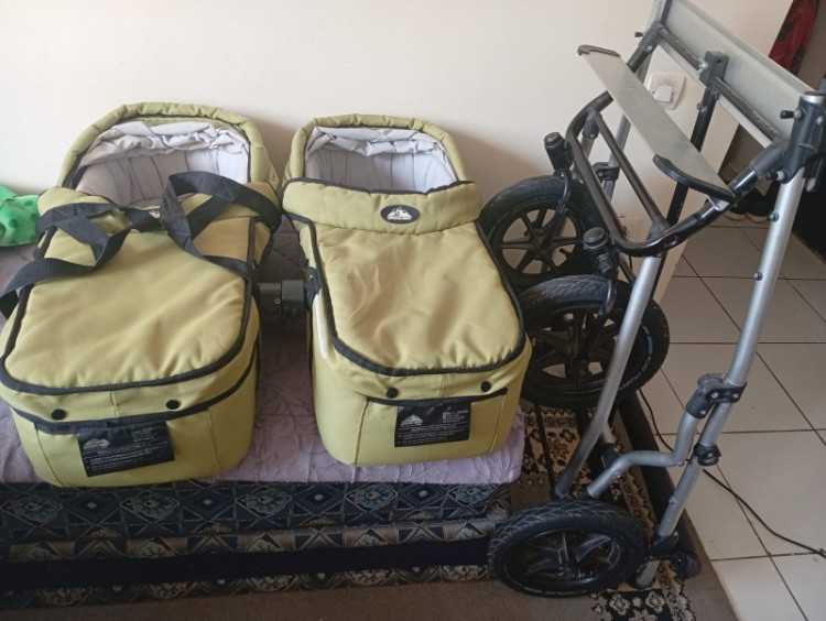 Balancelle Lit Berceau bébé bois massif et Matelas
