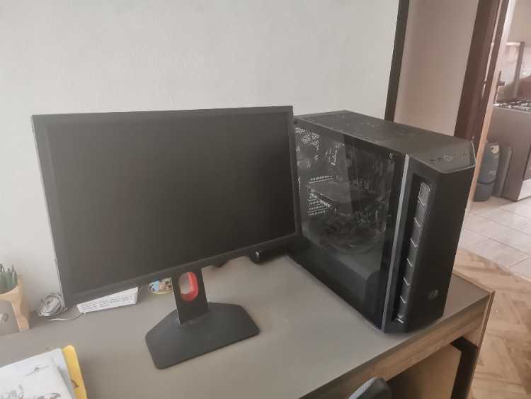 Hp i7 Ram 16 Double Graphique Disc 256 SSD