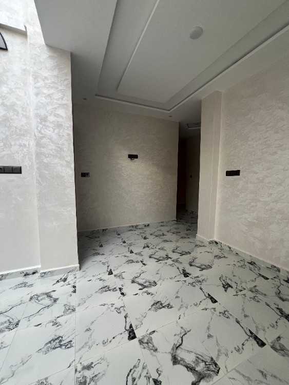 شقة للبيع بتجزئة العبور🏡