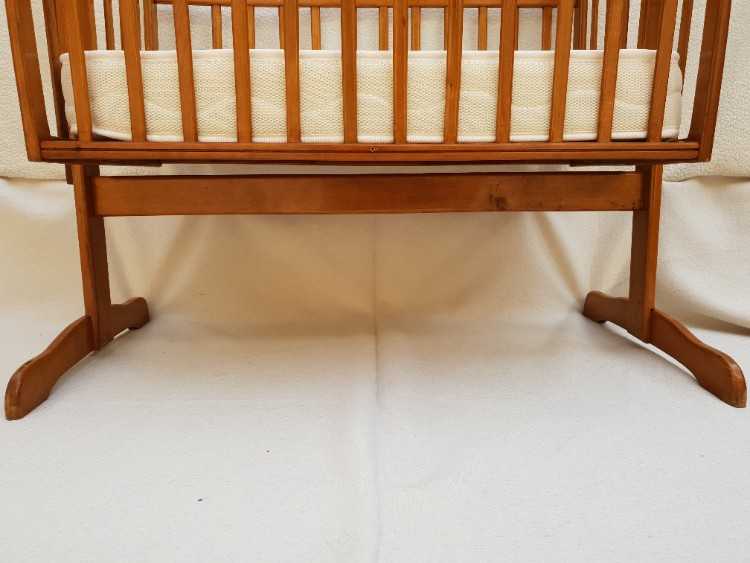 Balancelle Lit Berceau bébé bois massif et Matelas