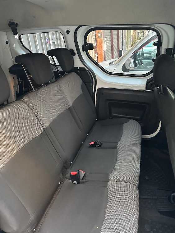 Dacia dokker a ventre