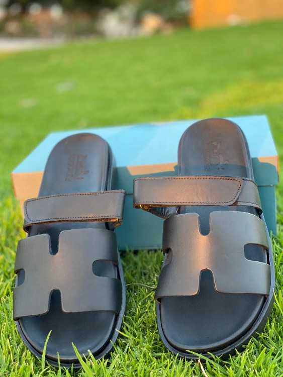 Sandale des hommes de luxe