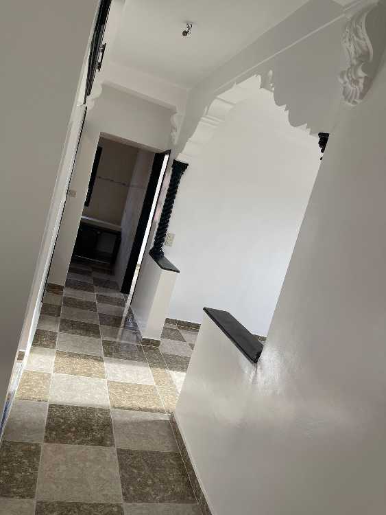 Apparemment à vendre