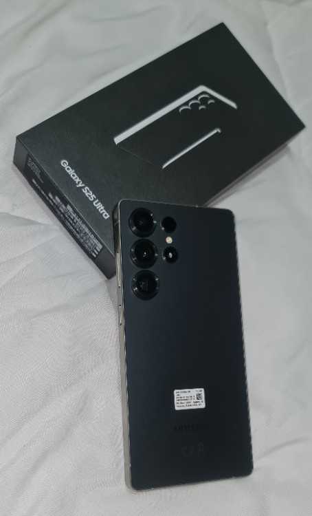 Samzung s 25 ultra 512 G
