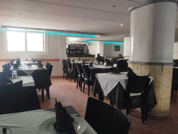 Restaurant équipé a vendre