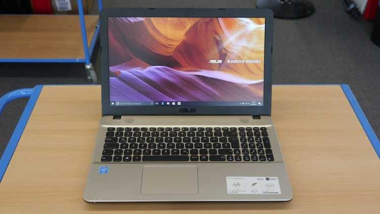 Hp i5 8eme Slime Ram 8 Disc 256 SSD batterie 6h