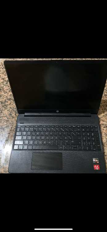 PC Portable HP Ryzen 5 | 16Go RAM | Radeon | Comme