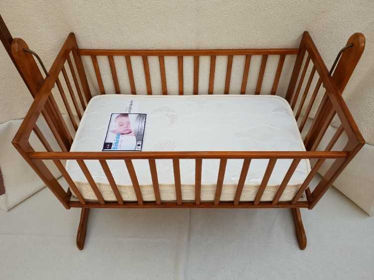 Balancelle Lit Berceau bébé bois massif et Matelas