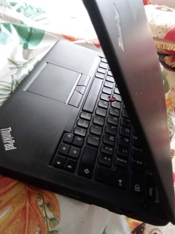 Lenovo ThinkPad i5 Gé6 Batteri 5H 256SSD 8RAM