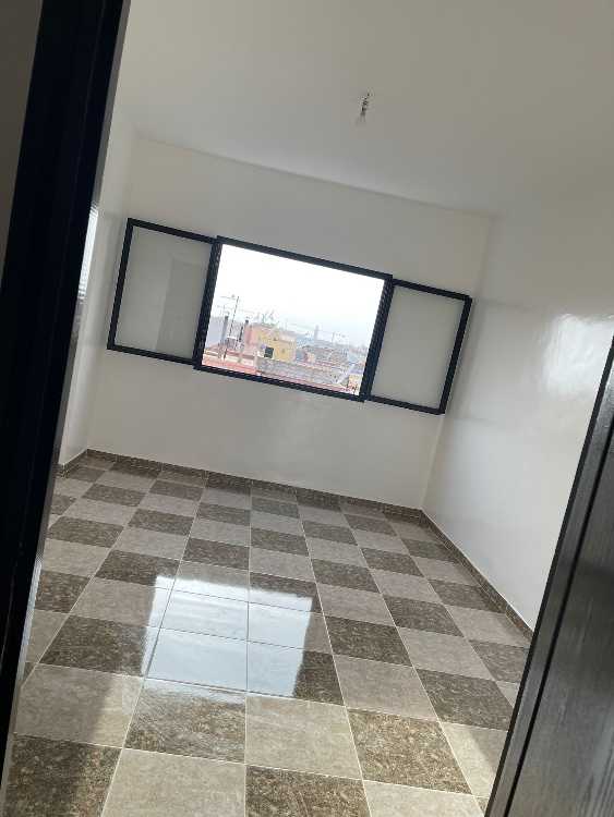 Apparemment à vendre