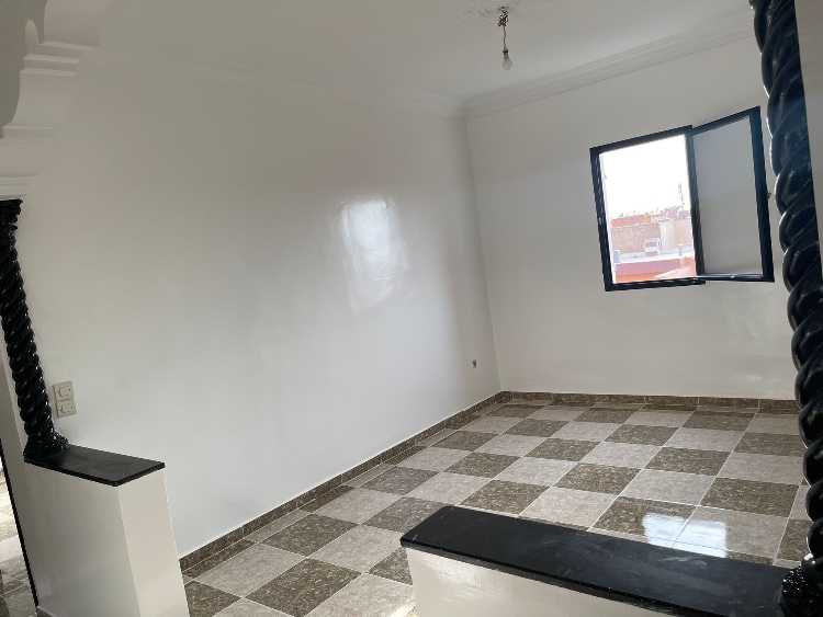 Apparemment à vendre
