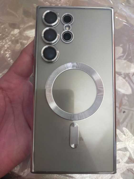 SAMSUNG S24