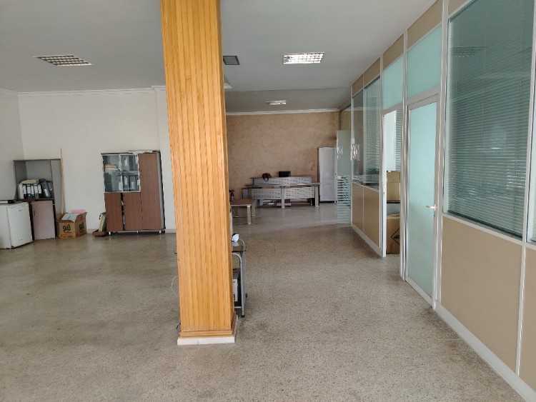 Bureaux à vendre