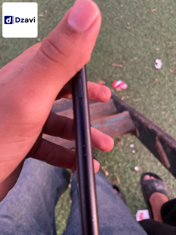 IPhone à vendre à 16 ALGER