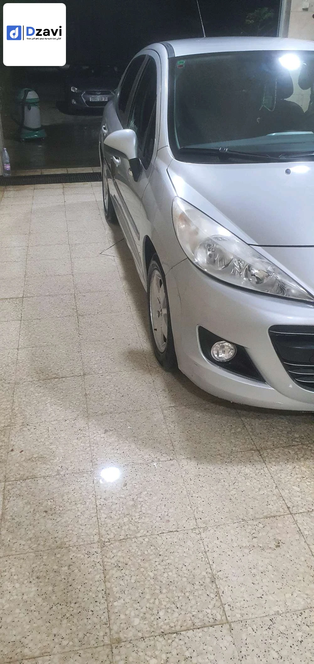 Voitures Peugeot à 19 SETIF
