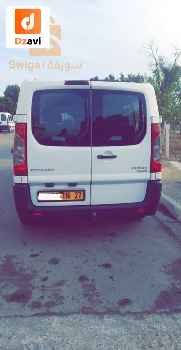 Renault À vendre à 27 MOSTAGANEM