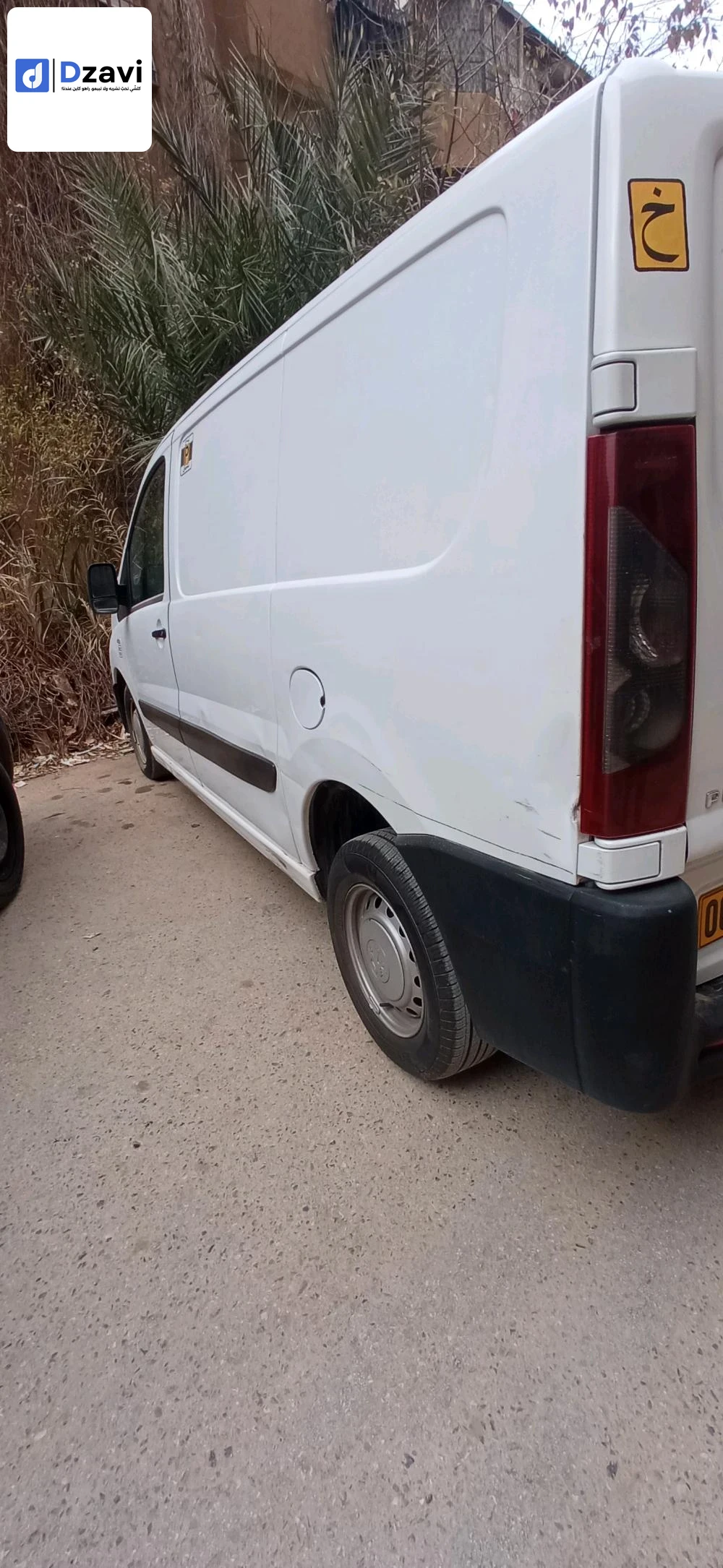 Voitures Peugeot à 13 TLEMCEN
