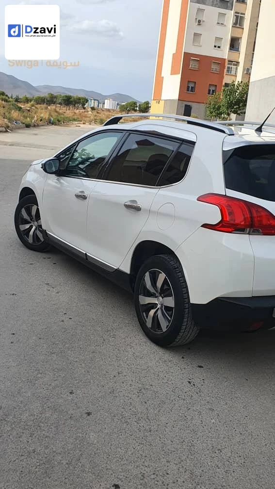 Voitures Peugeot à 5 BATNA