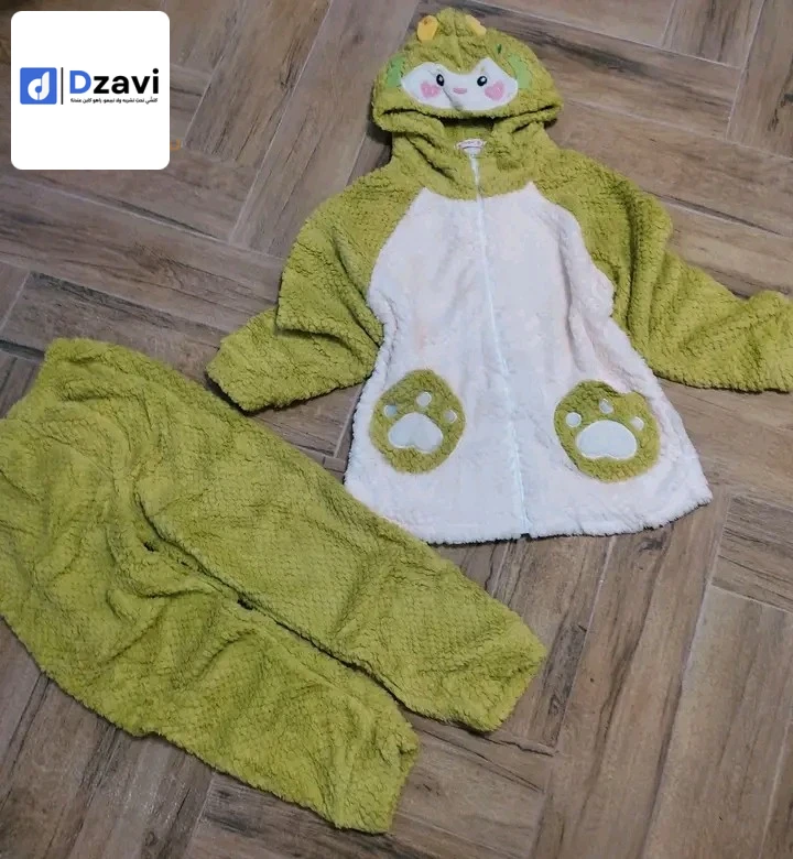 Vêtements de détente et vêtements de nuit à vendre à 25 CONSTANTINE