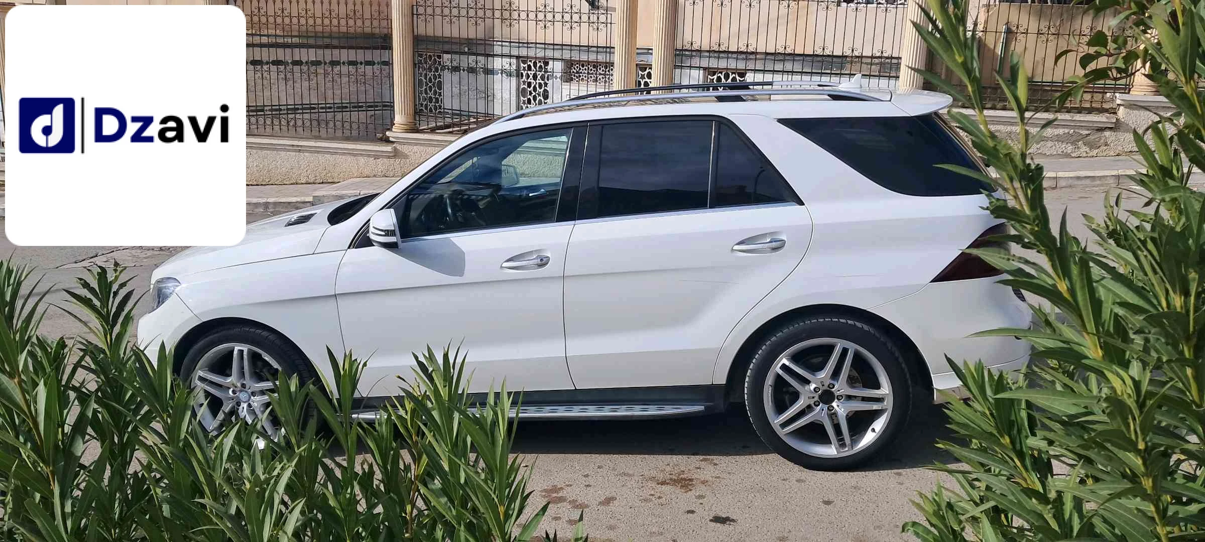 Mercedes À vendre à 25 CONSTANTINE