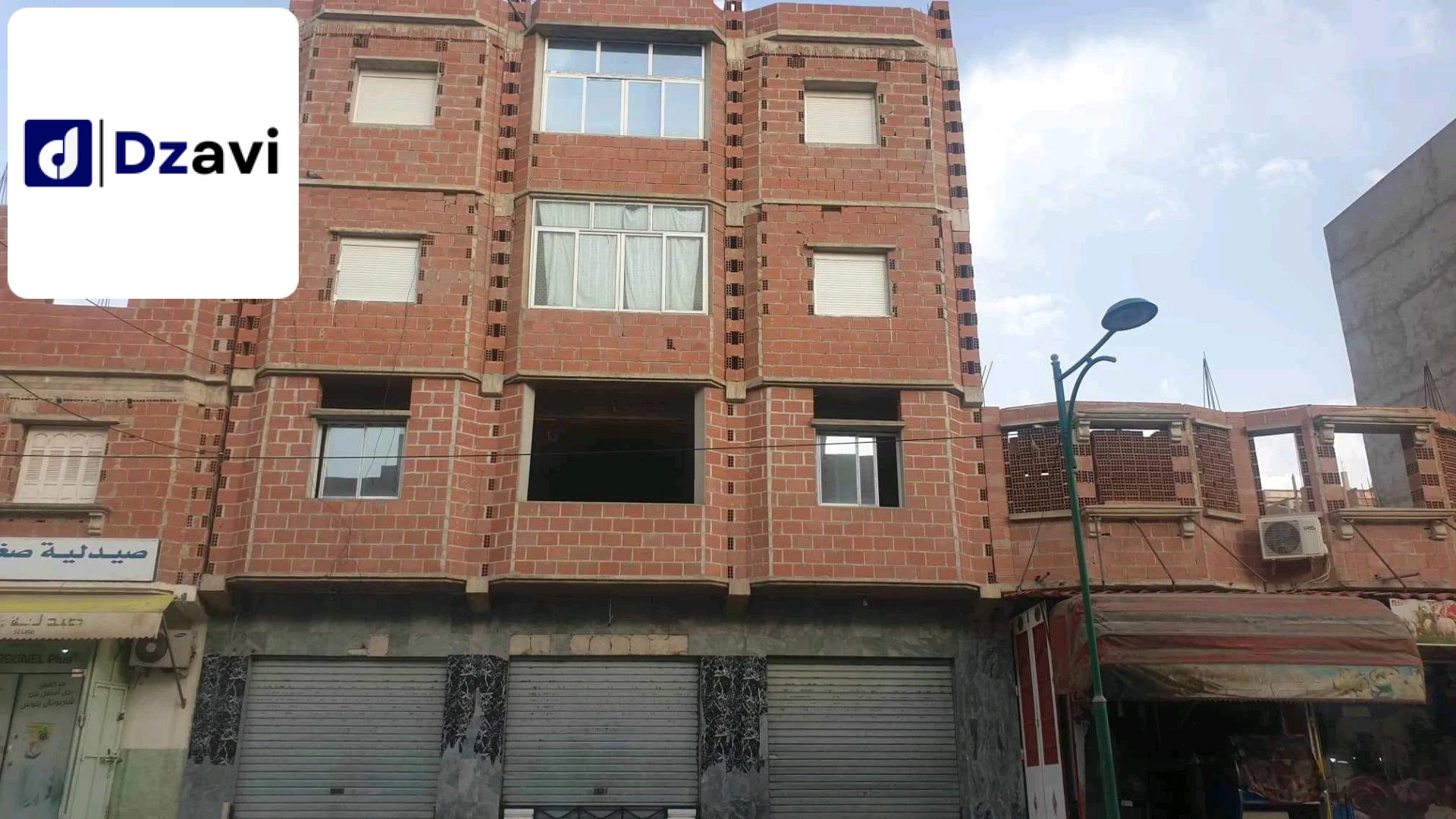 Villas À vendre à 25 CONSTANTINE