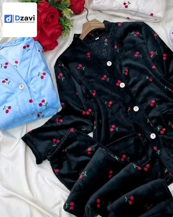 Vêtements de détente et vêtements de nuit à vendre à 16 ALGER