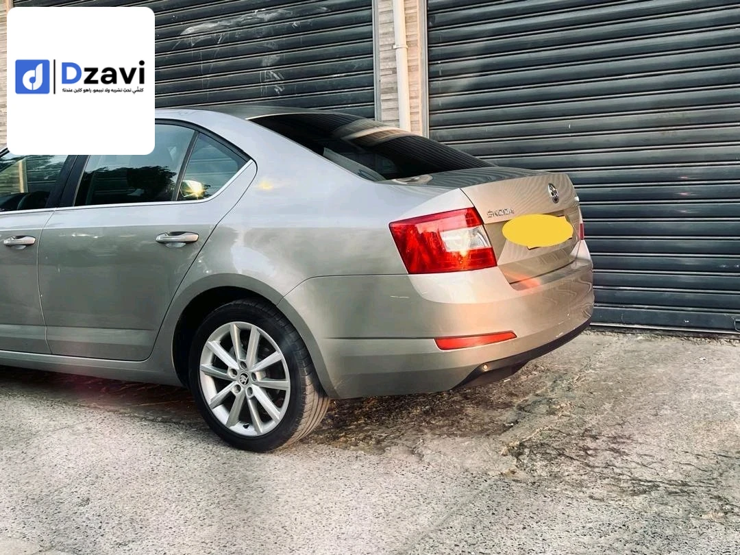 Voitures Skoda à 16 ALGER