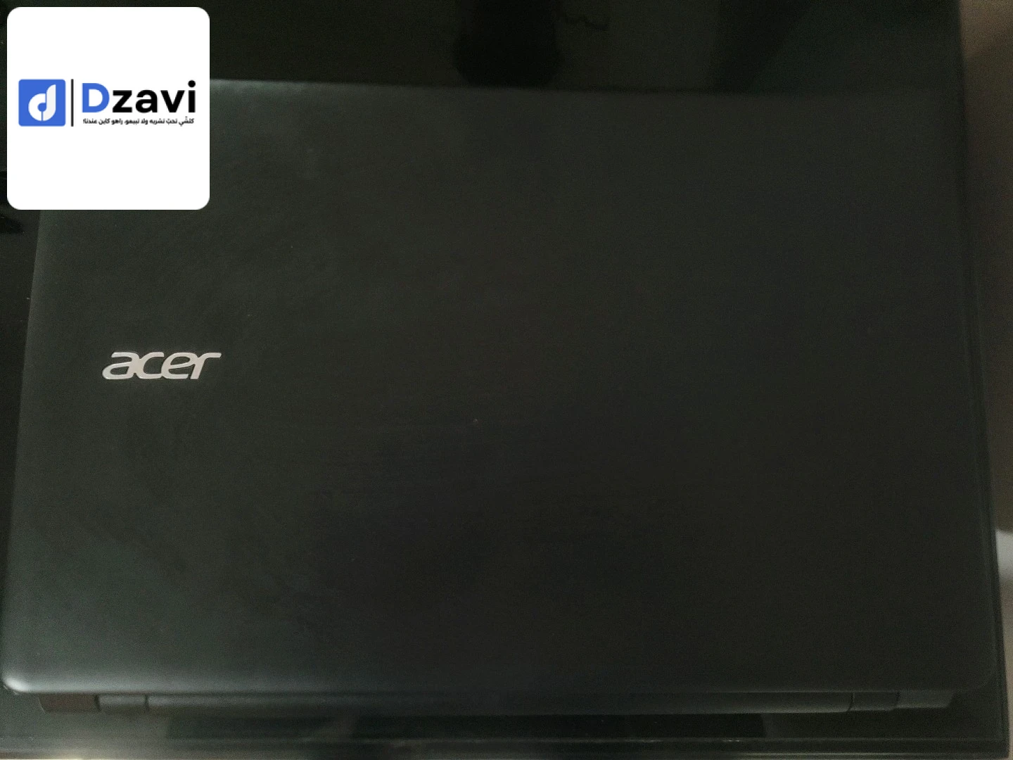 ACER Aspire E1- 572G Cpu: intel I5 4200U Carte mére: EA50_HW Ram: 4 Gb ram ddr3 Gpu : intel HD / Amd Radeon R5 M200 Batterie: 3H Stockage : HDD Samsung HM321Hi 320Gb Windows 10 Professionel x64bits Wifi Bluetooth
