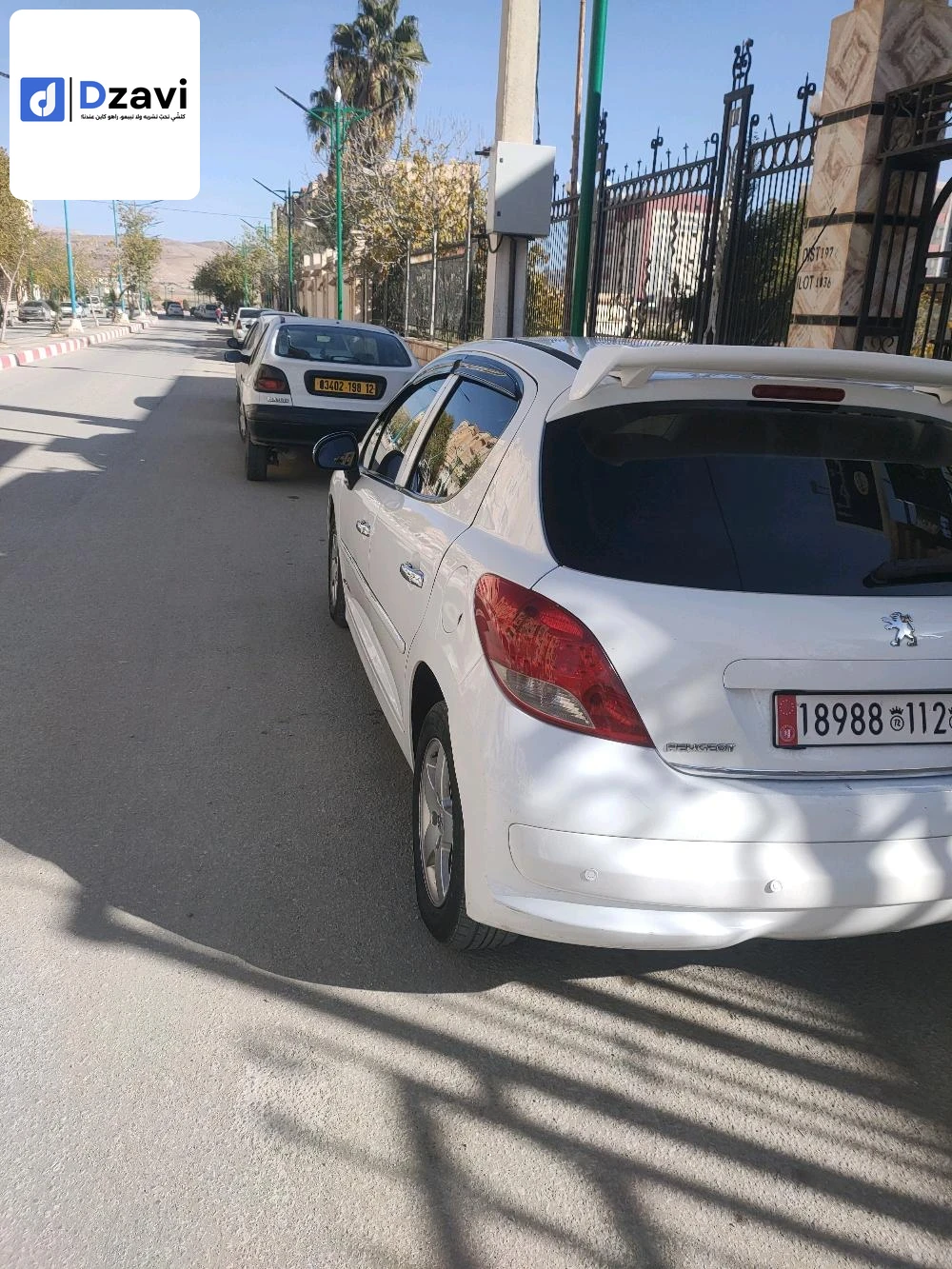 Voitures Peugeot à 12 TEBESSA