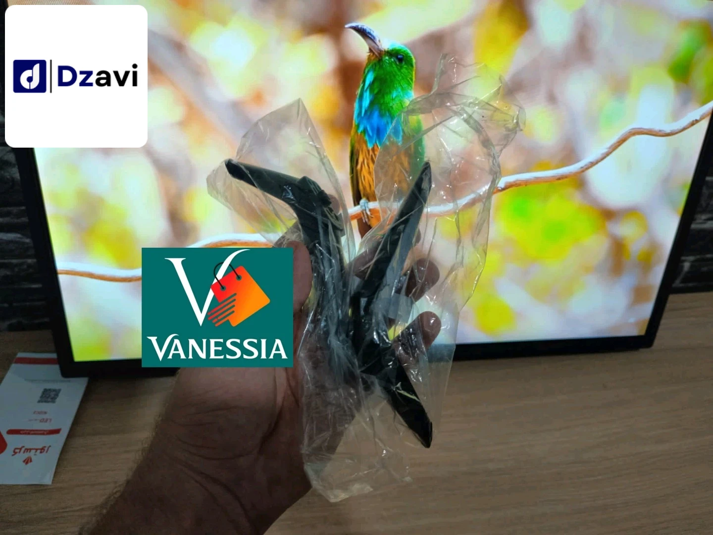 Téléviseurs, satellites et leurs accessoires à vendre à 23 ANNABA