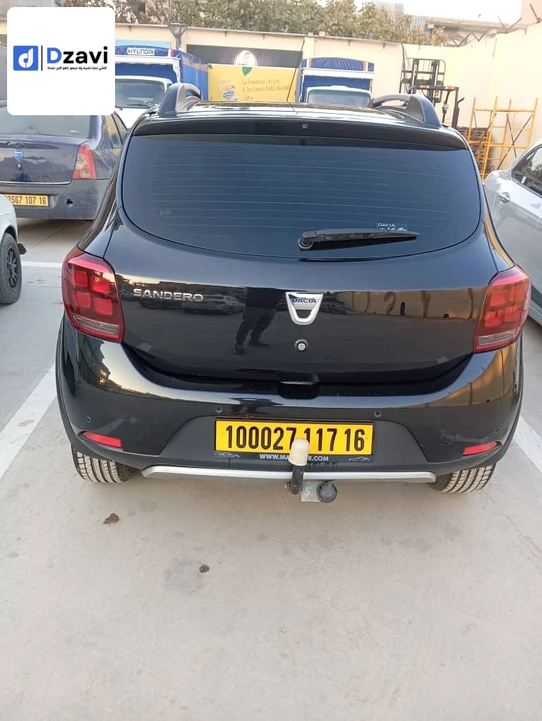 Voitures Dacia à 16 ALGER