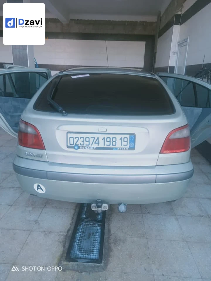 Voitures Renault à 19 SETIF