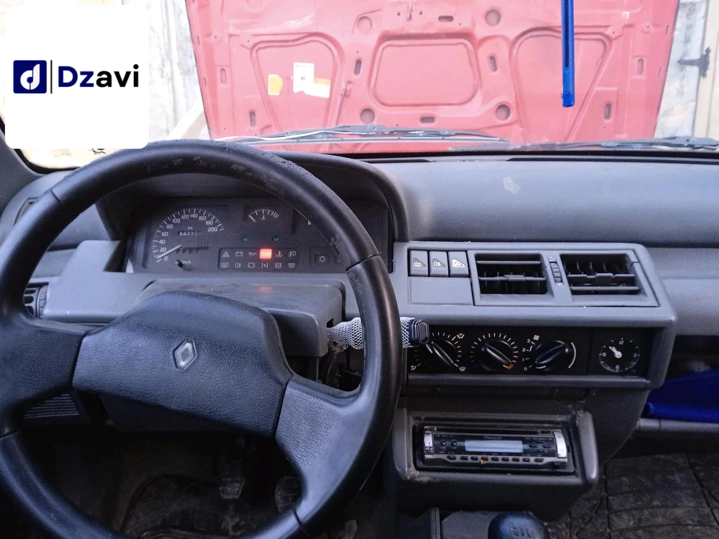 Renault À vendre à 26 MEDEA