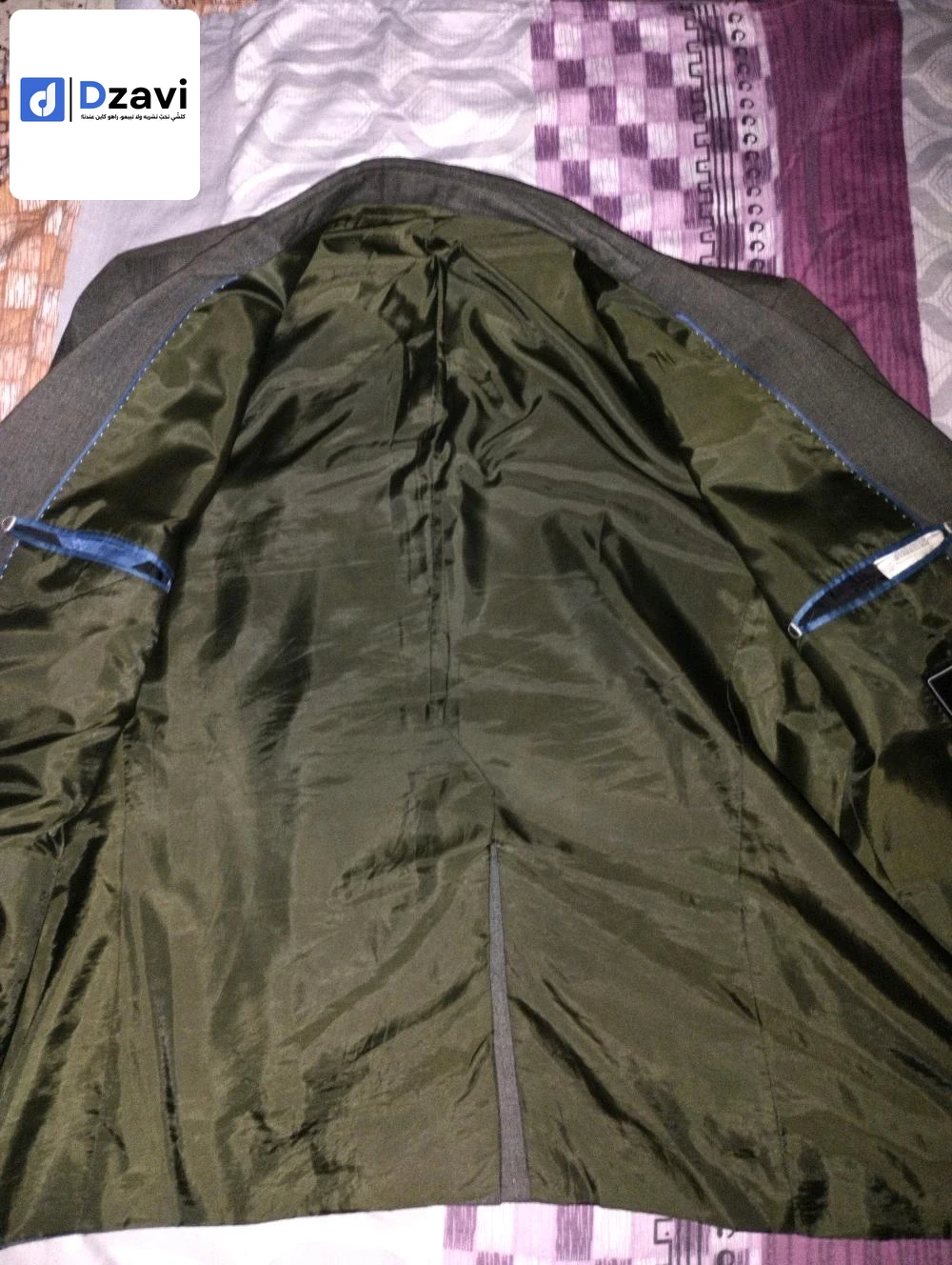 Costumes, manteaux et vestes à vendre à 10 BOUIRA