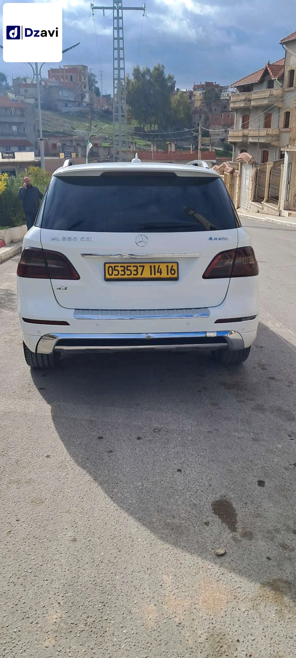 Mercedes À vendre à 25 CONSTANTINE
