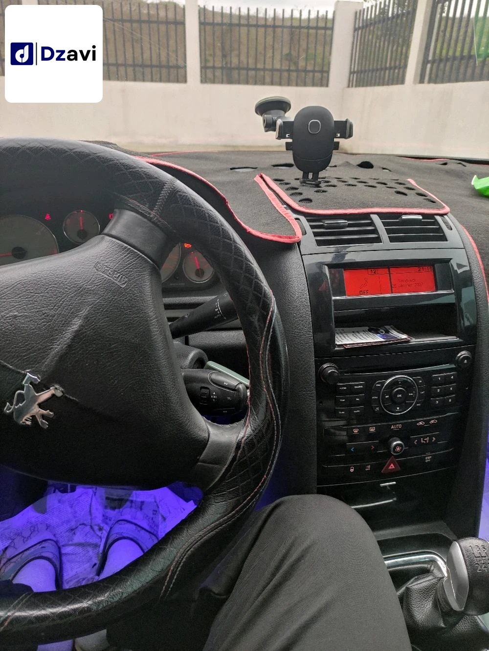 Peugeot À vendre à 15 TIZI OUZOU