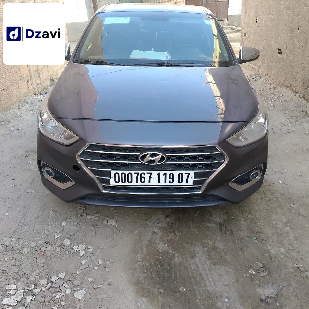 Hyundai À vendre à 7 BISKRA