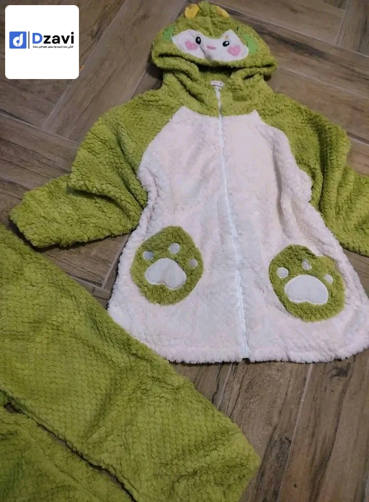 Vêtements de détente et vêtements de nuit à vendre à 25 CONSTANTINE