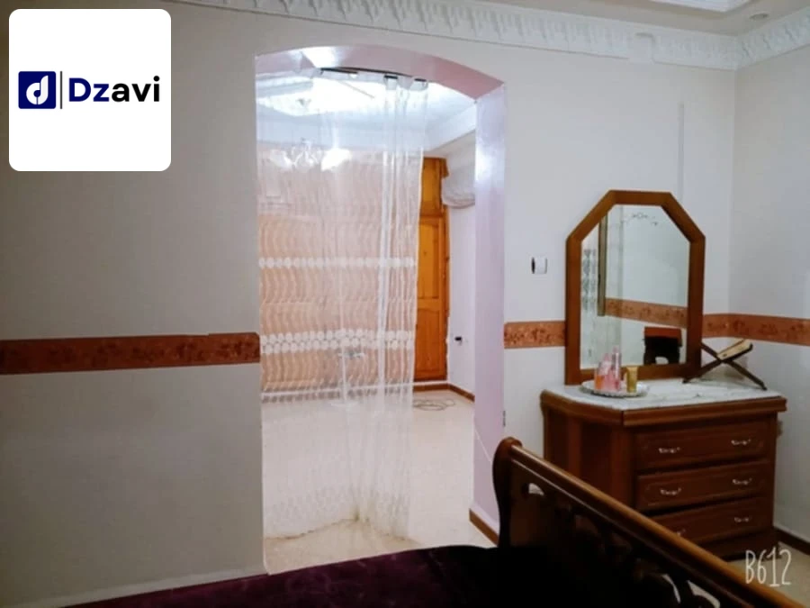 Villas À vendre à 5 BATNA