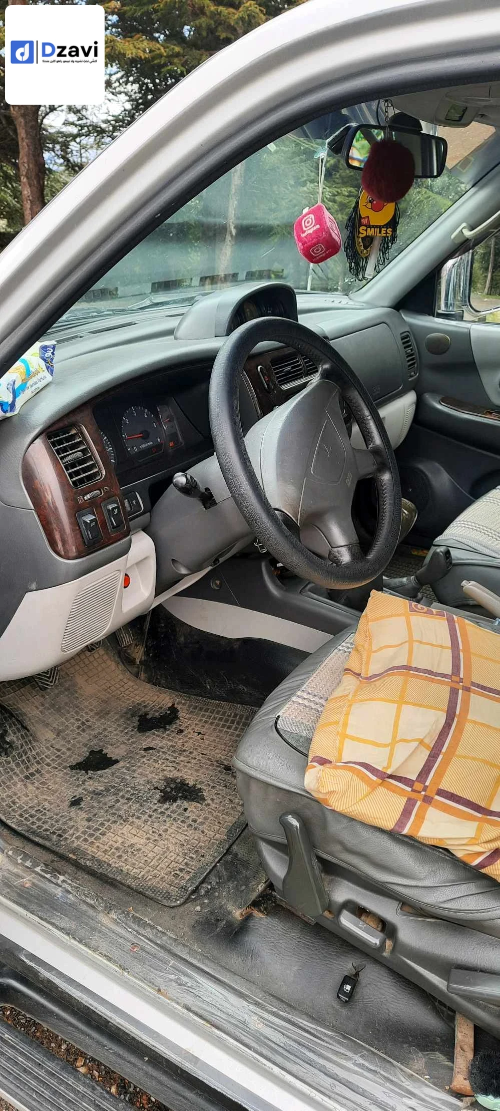 Voitures Mitsubishi à 15 TIZI OUZOU
