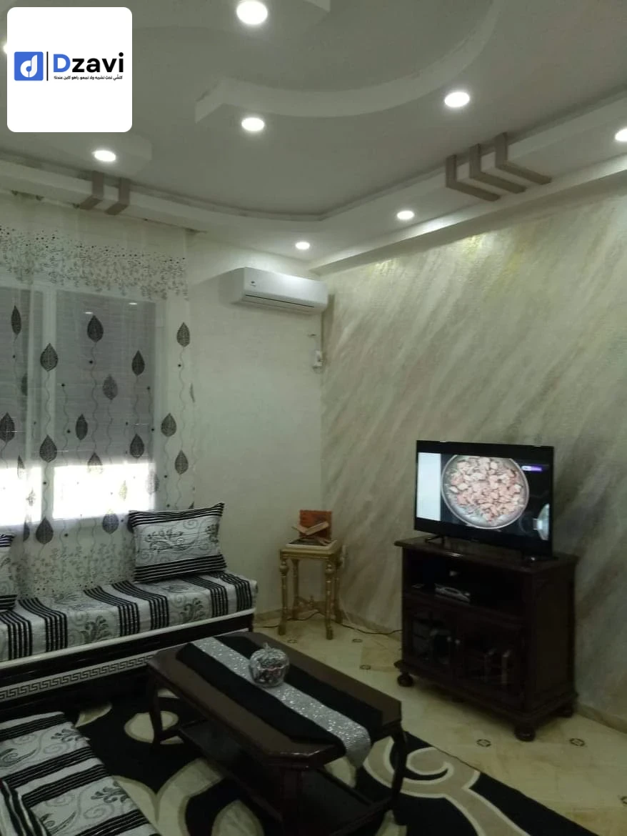 Villas À vendre à 9 BLIDA superficie 1000 m2