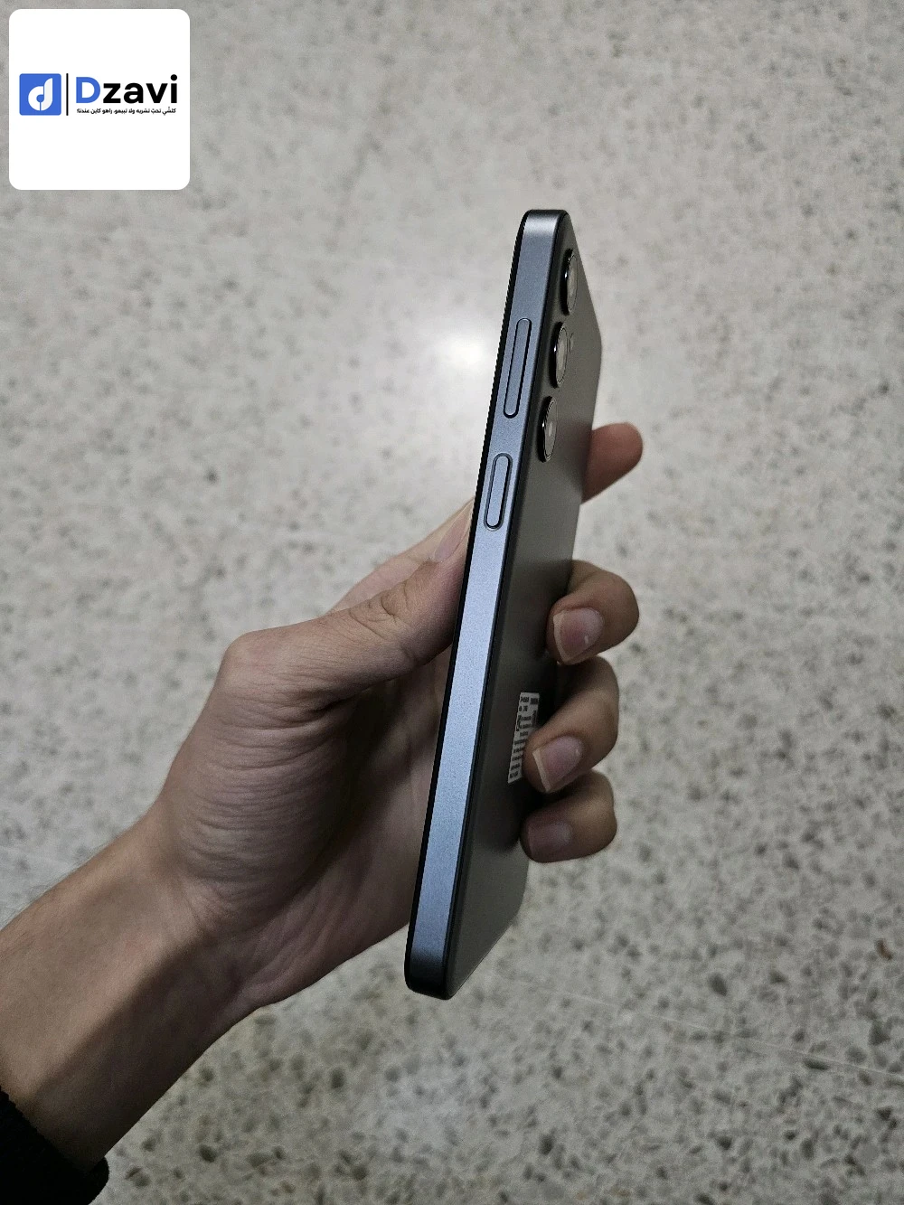 samsung galaxy m35: stockage 128g Ram 6g batterie 6000mA 2 puces